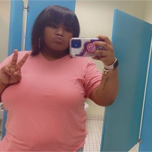 Meet your Posher, Desinee